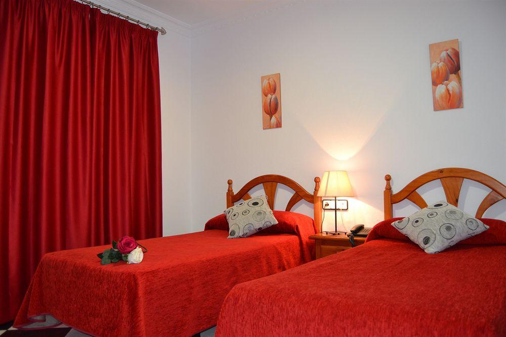 Hotel Oasis